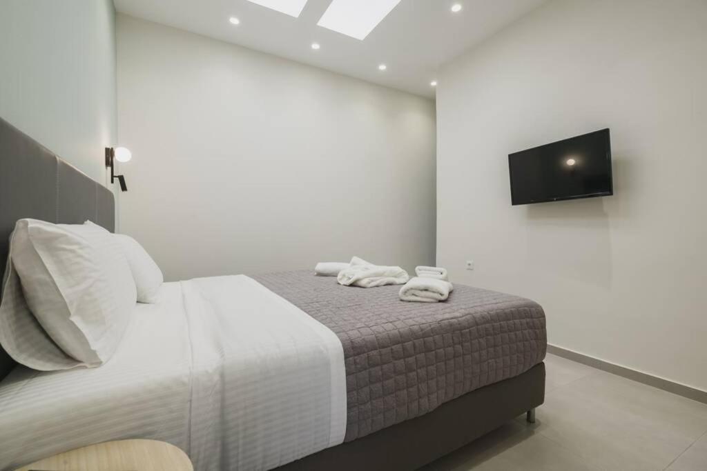 Peris 3 - Central Apt Near Old Town - Ac, Wifi Chrissi Akti Chania Exterior foto